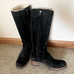 UGG Australia Broome Suede Boot - Black